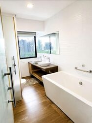 Townhouse Apartments (D9), Apartment #589873561